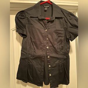 Women’s Banana Republic Black size small short sleeve dress shirt